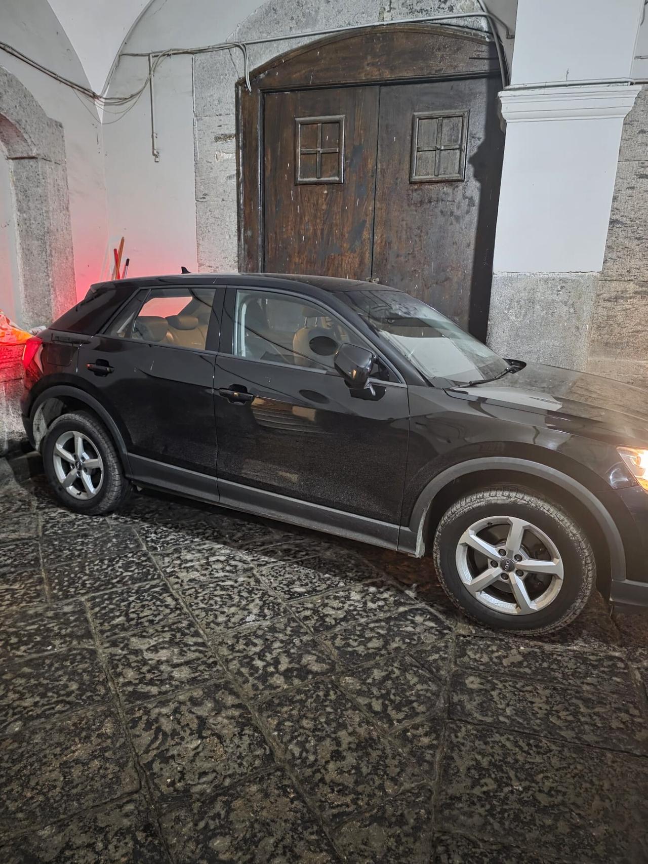 Audi Q2 30 TDI S tronic Business