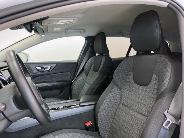 VOLVO V60 2.0 B4 CORE AUTO