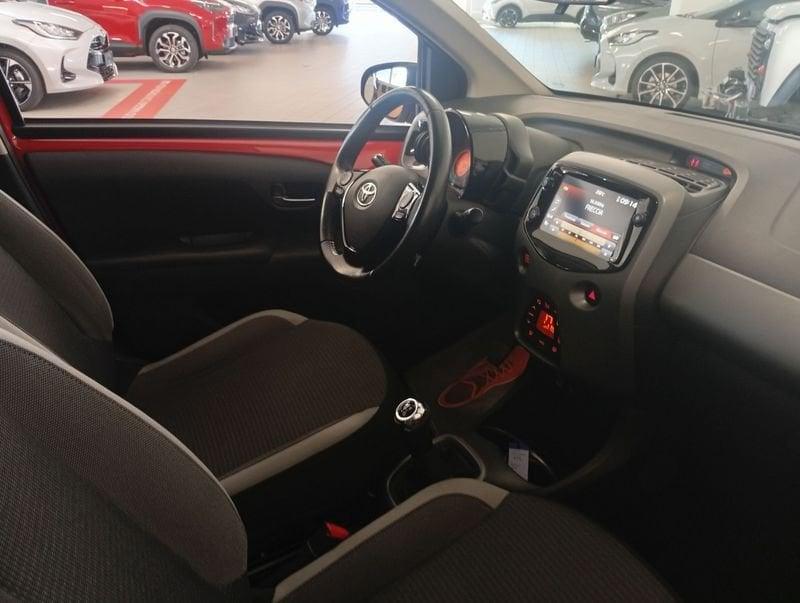 Toyota Aygo Aygo Connect 1.0 VVT-i 72 CV 5 porte x-wave MMT