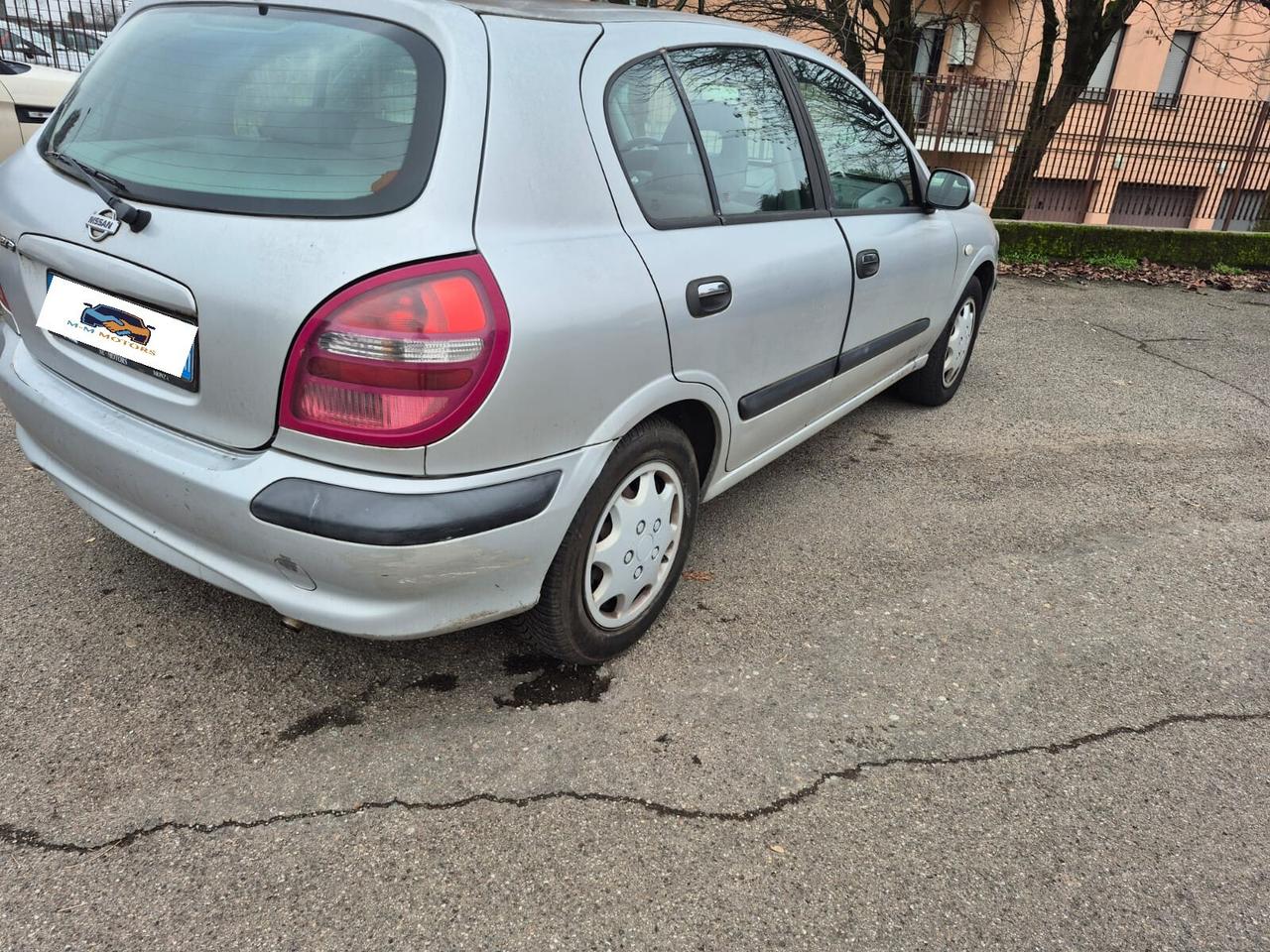 Nissan Almera Tino 5 porte 12 MESI DI GARANZIA