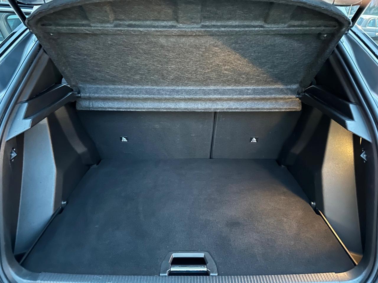 Peugeot 2008 PureTech 130 S&S Active Pack