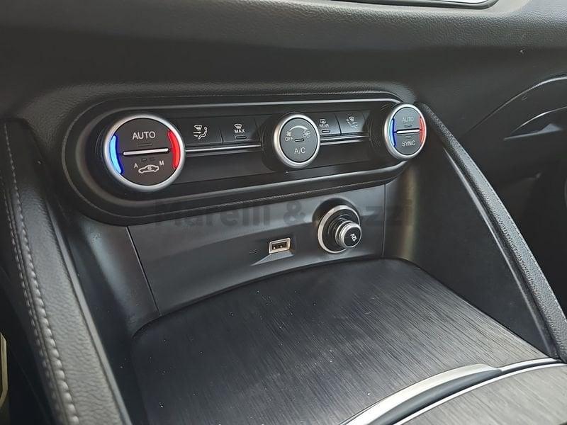 Alfa Romeo Stelvio Stelvio 2.2 Turbodiesel 190 CV AT8 Q4 Business