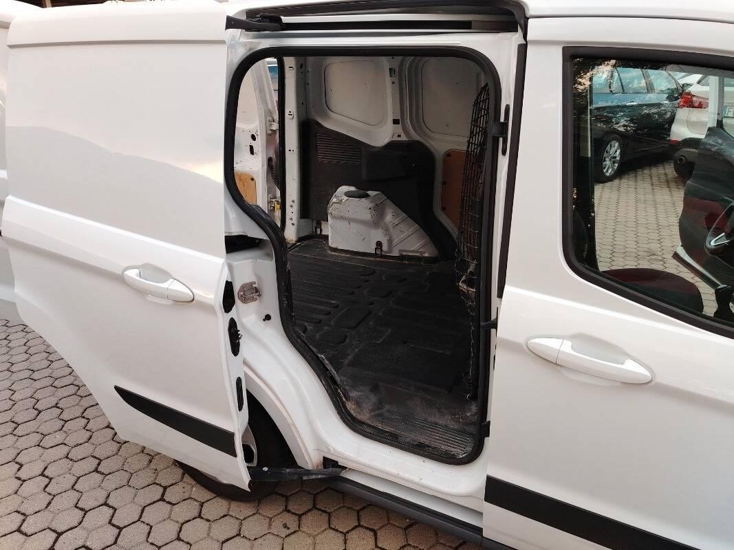 Ford Transit Courier 1.5 tdci 75cv Trend E5