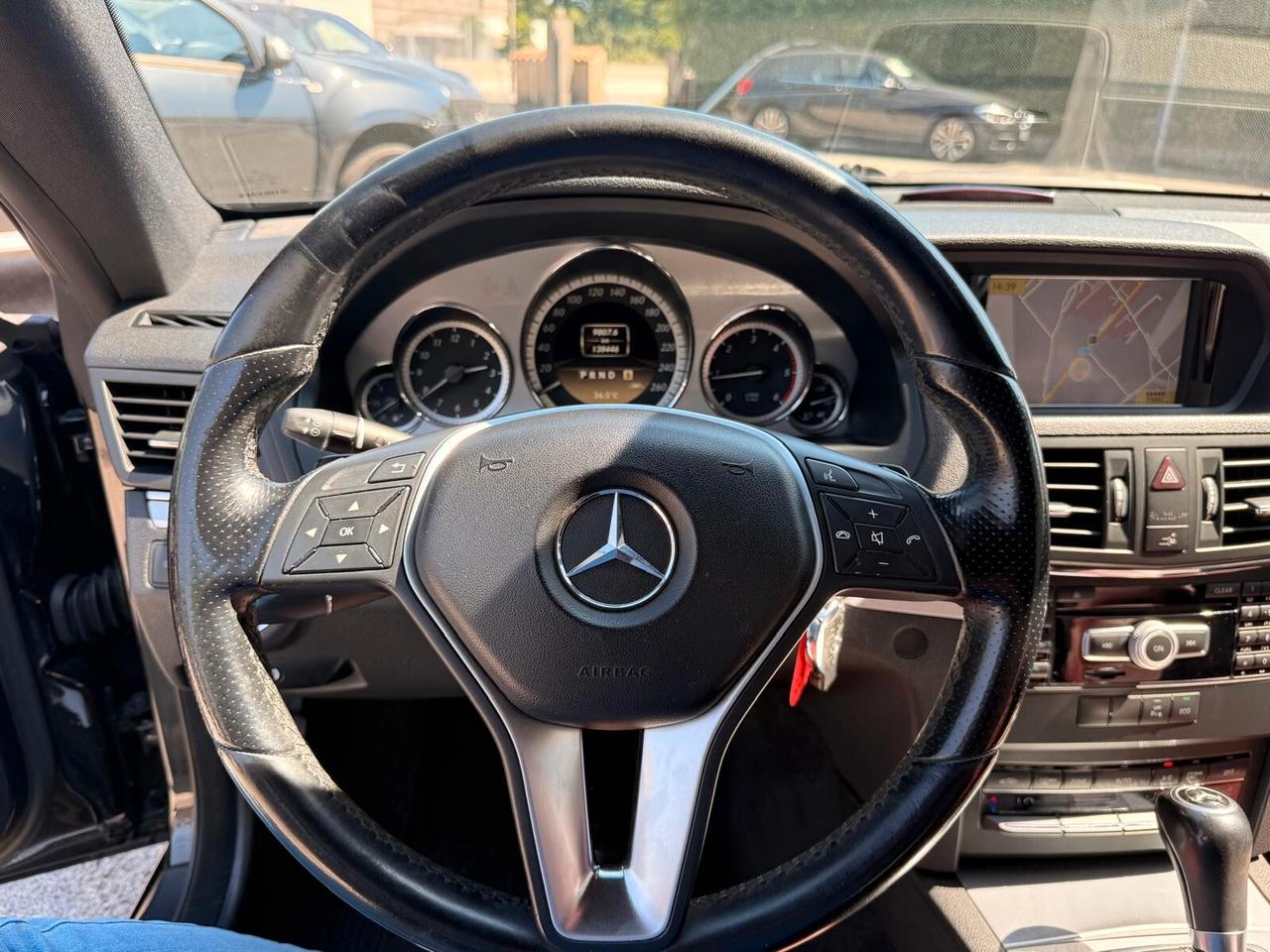 Mercedes-benz E 250 CDI Coupé BlueEFFICIENCY Avantgarde