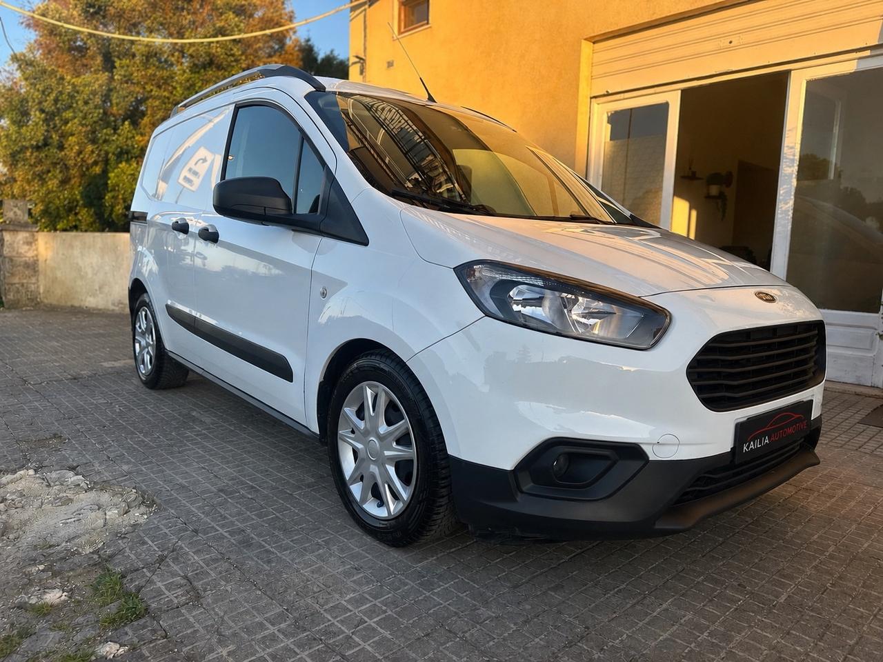 Ford Transit Courier 1.5 TDCi 100CV Van Titanium