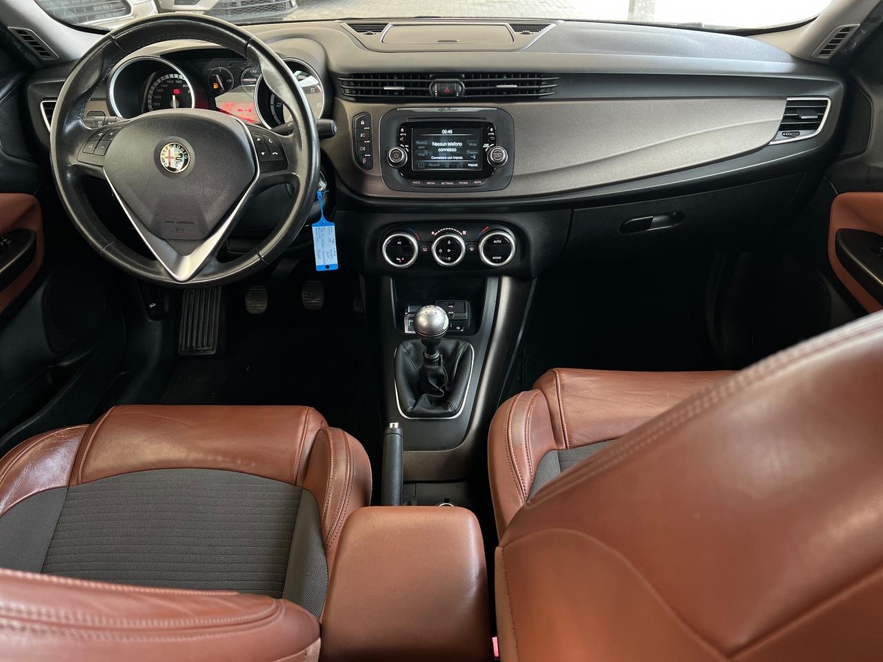 Alfa Romeo Giulietta 1.6 JTDm-2 105 CV Exclusive