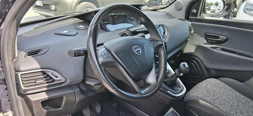 Lancia Ypsilon 5 Porte 1.2 Ecochic Silver