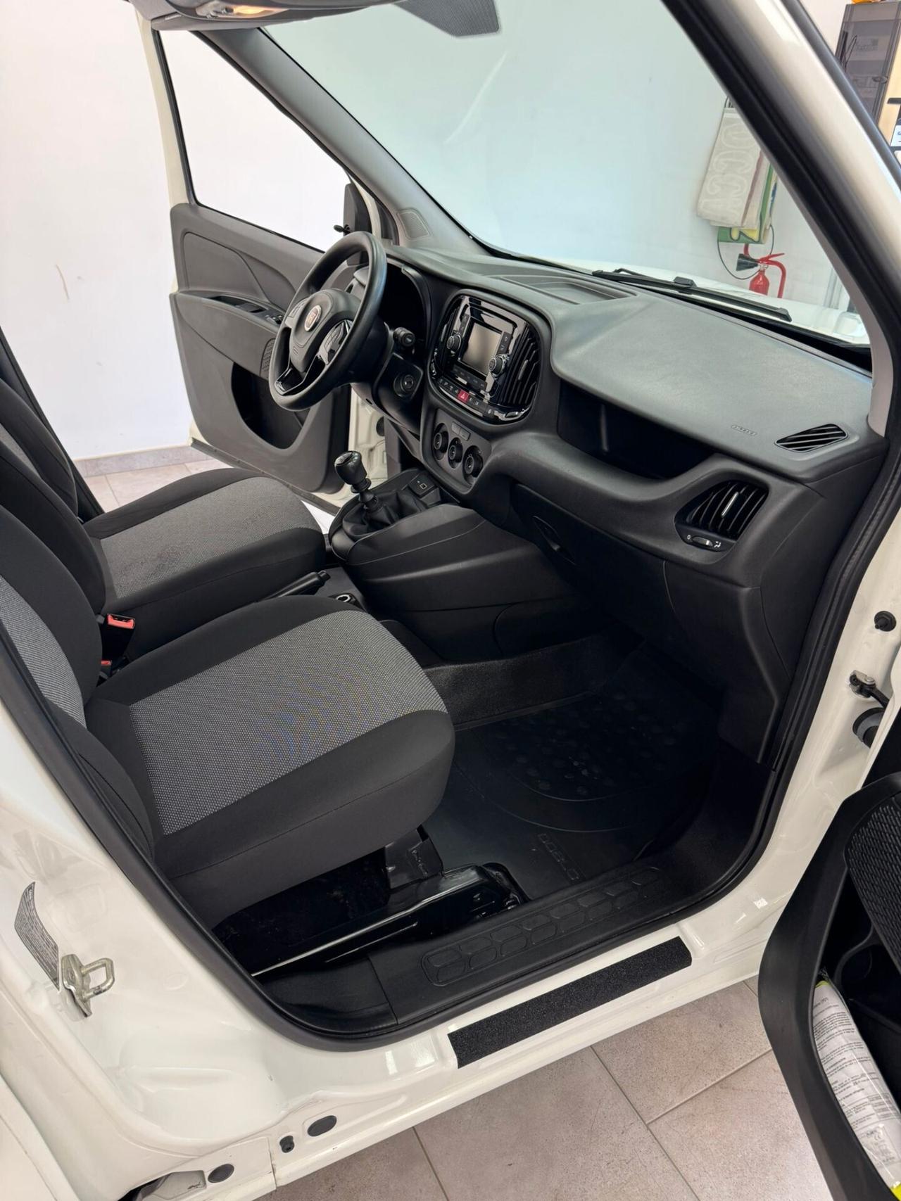 FIAT DOBLO' 1.6 MJT 105 CV BUSINESS ATTREZZATO 2020