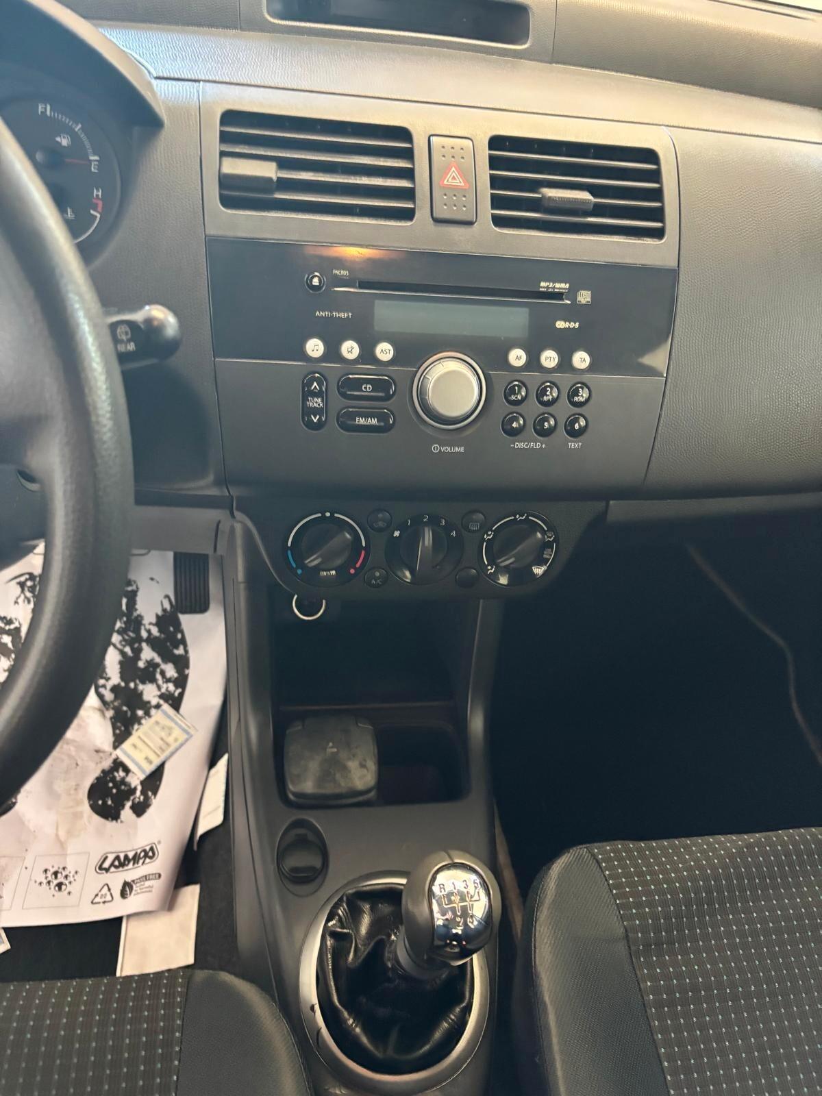 SUZUKI SWIFT ANNO 2007 DS 1.3 MULTIJET ADATTA NEOPATENTATI KM 138 MILA
