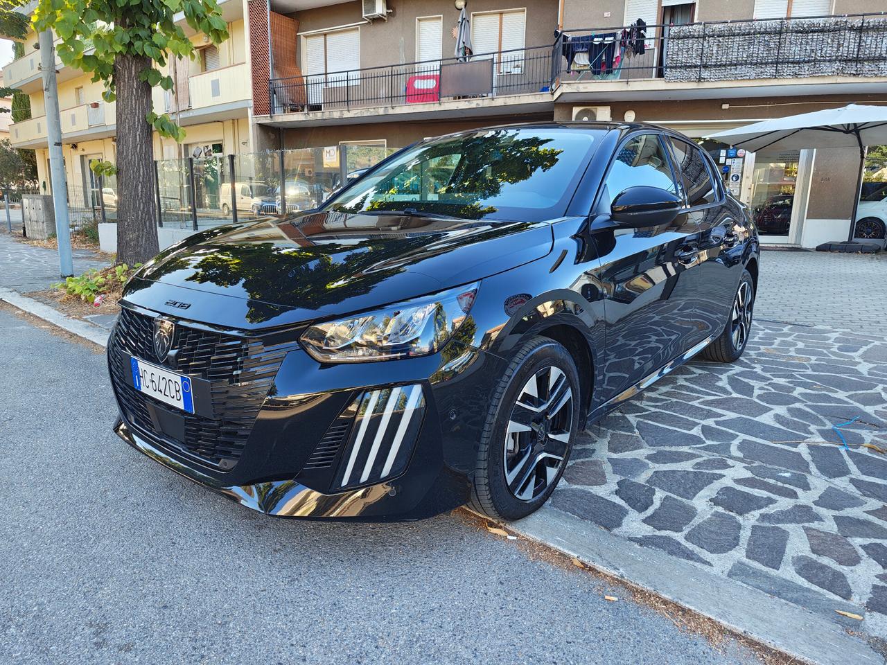 Peugeot 208 PureTech 100 Stop&Start 5 porte Allure