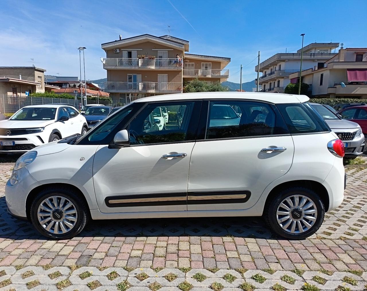 Fiat 500L 1.4 T-Jet 120 CV GPL Lounge con SERBATOIO GPL REVISIONATO