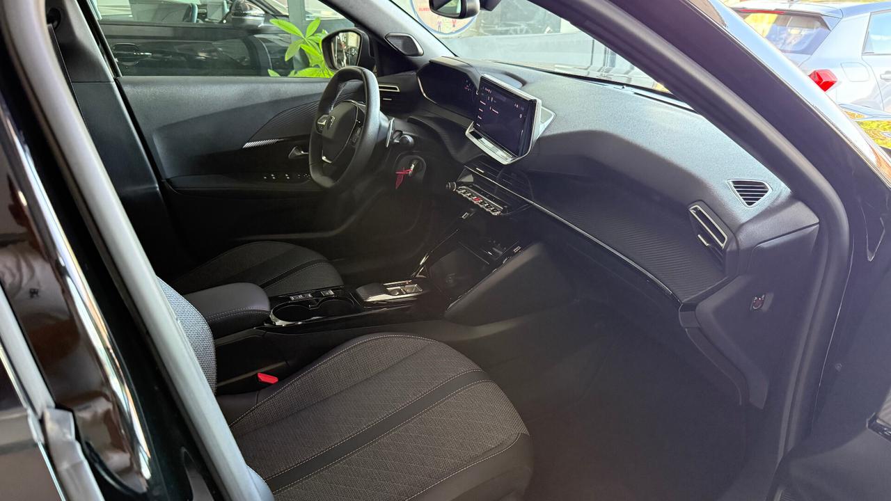 PEUGEOT 2008 1.5 HDI 131 CV RESTYLING