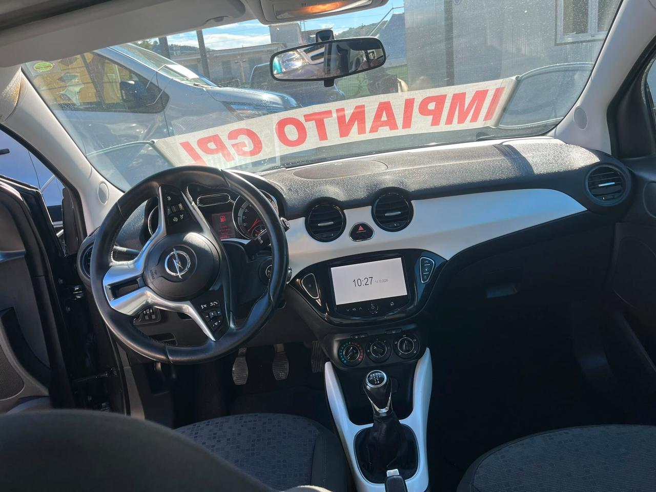 Opel Adam 1.4 87 CV GPL Tech Jam