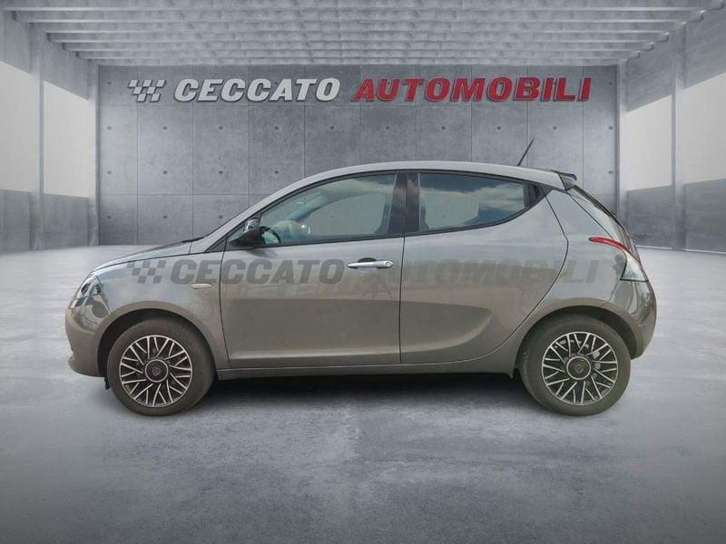 Lancia Ypsilon Ypsilon 1.0 firefly hybrid Platino s&s 70cv