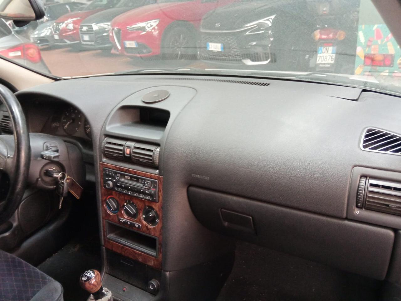 Opel Astra 1.6i 16V cat Station Wagon Sport