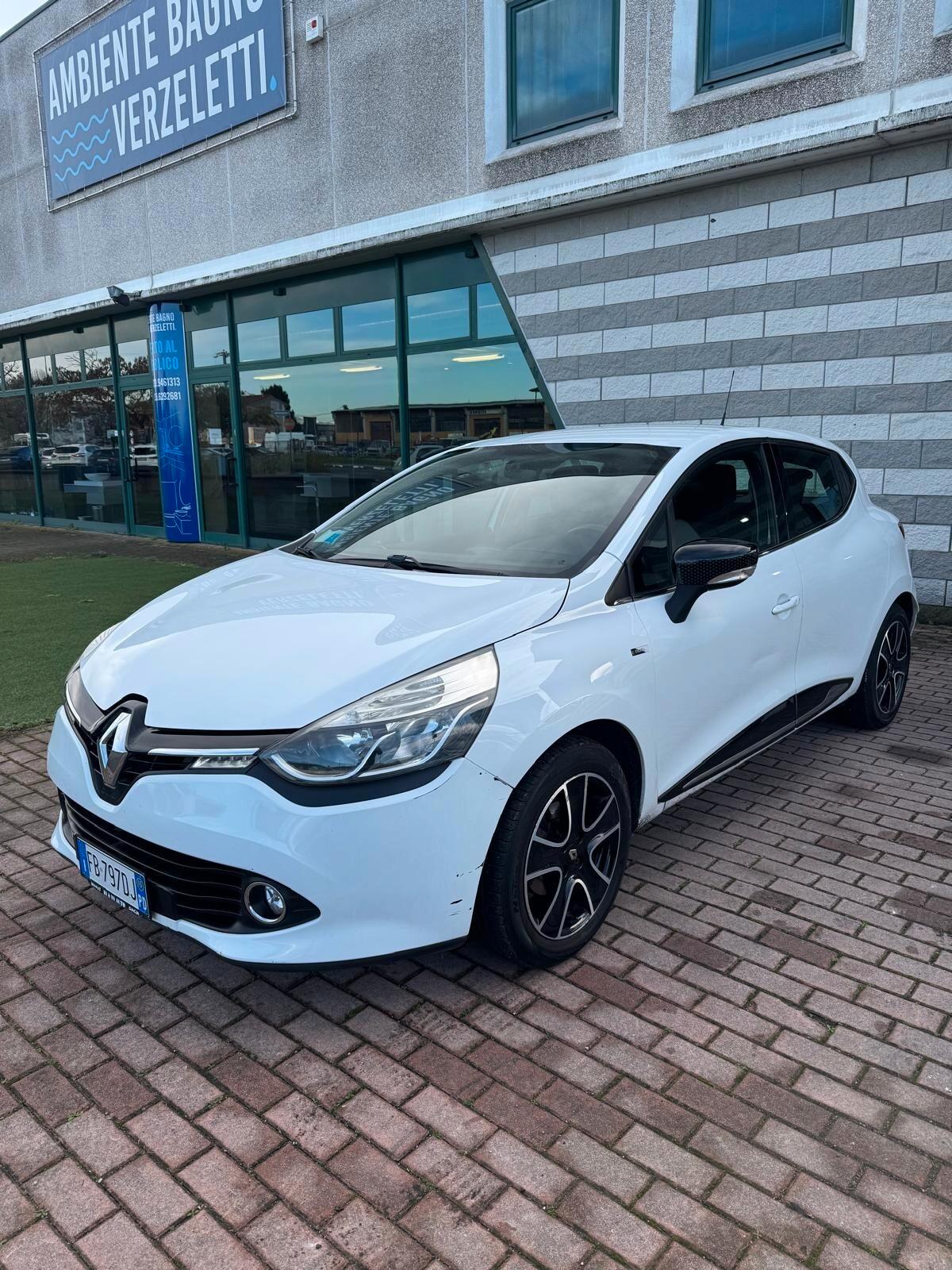 Renault Clio 1.2 75 CV 5 porte Duel