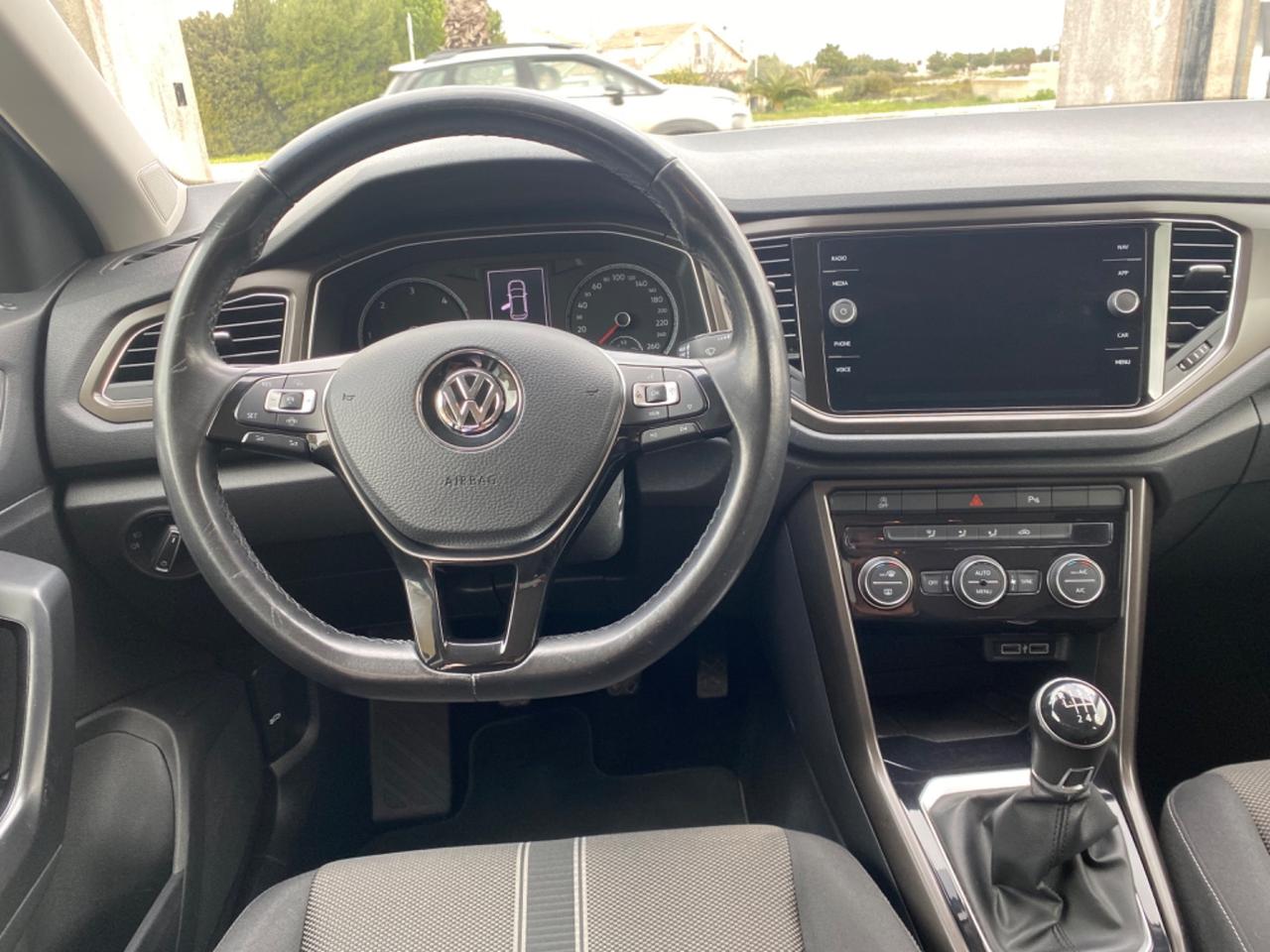 Volkswagen T-Roc 1.6 TDI SCR Business BlueMotion Technology