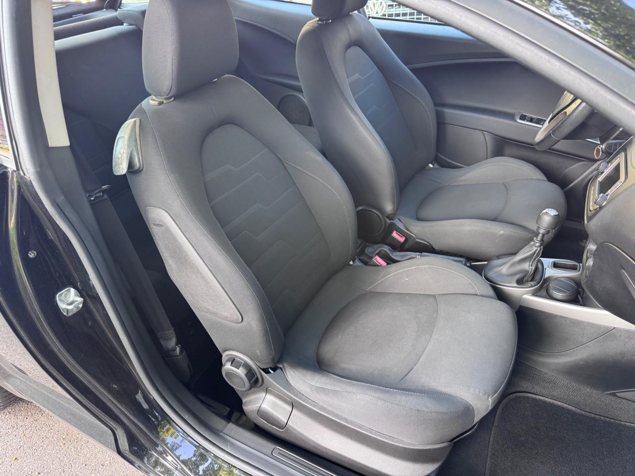 Alfa Romeo MiTo 1.4 70 CV neopaten garanzia 12 mesi
