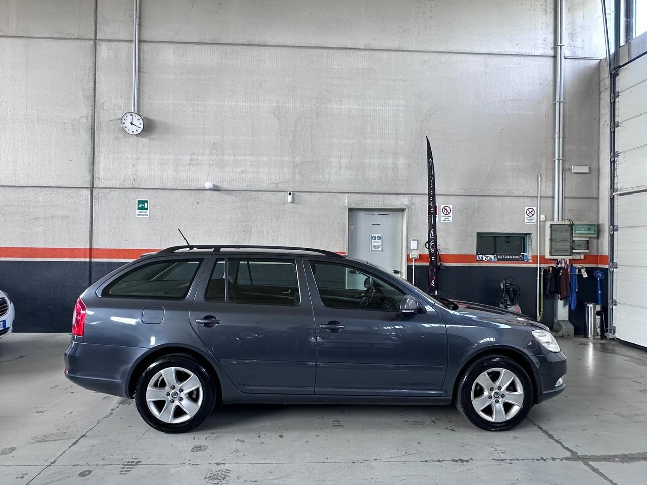 Skoda Octavia 1.6 TDI CR F.AP. Wagon Elegance