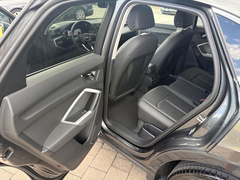 Audi Q3 Sportback 35 TDI 2.0cc 150cv S tronic line edition