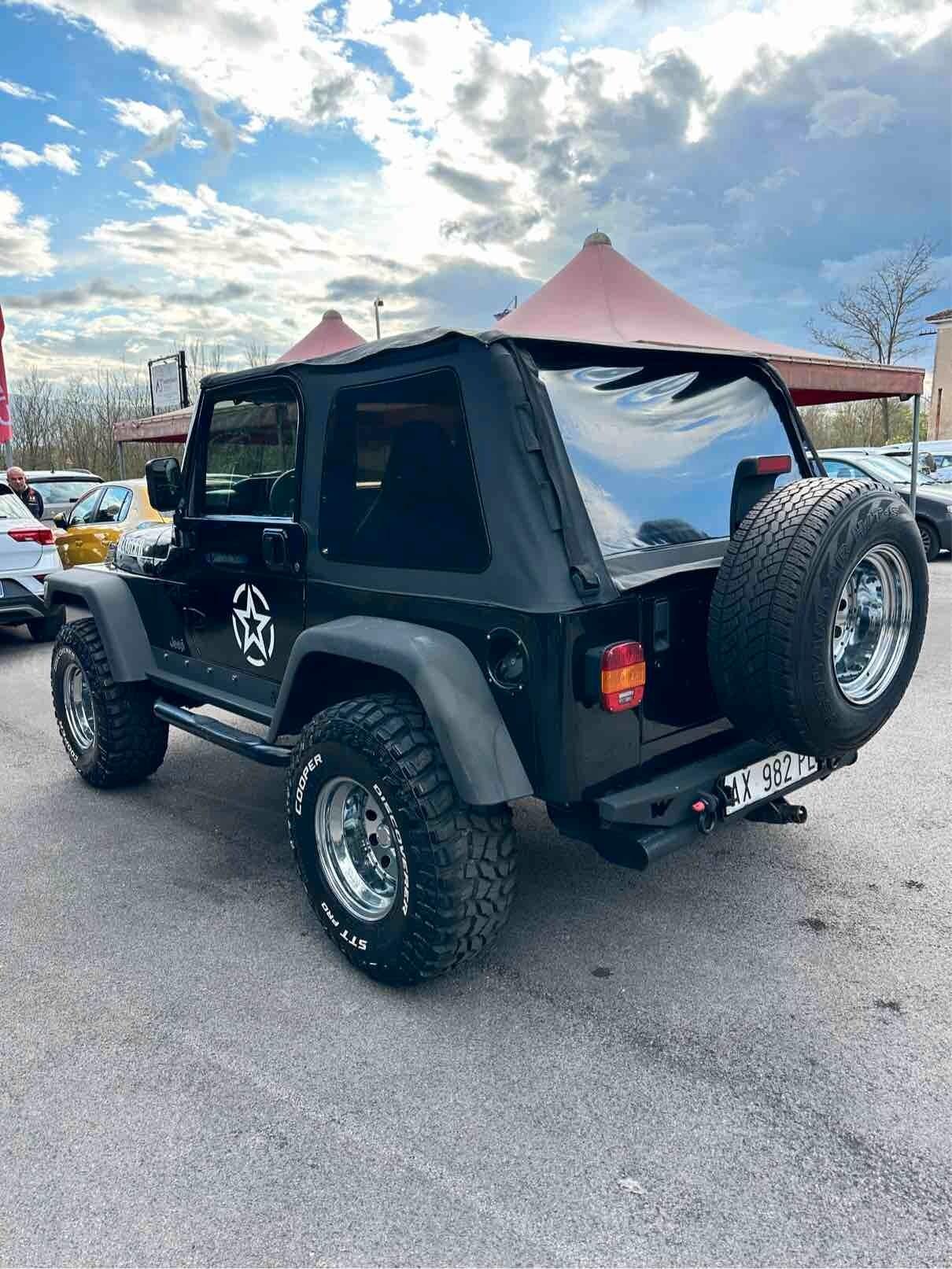 Jeep Wrangler 2.5 cat Soft top (EU)