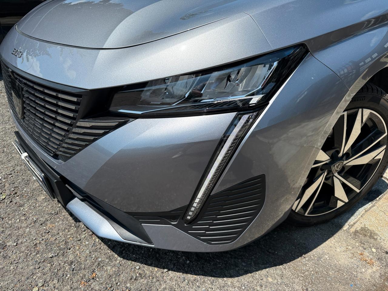 Peugeot 308 BlueHDi 130 S&S EAT8 SW Allure