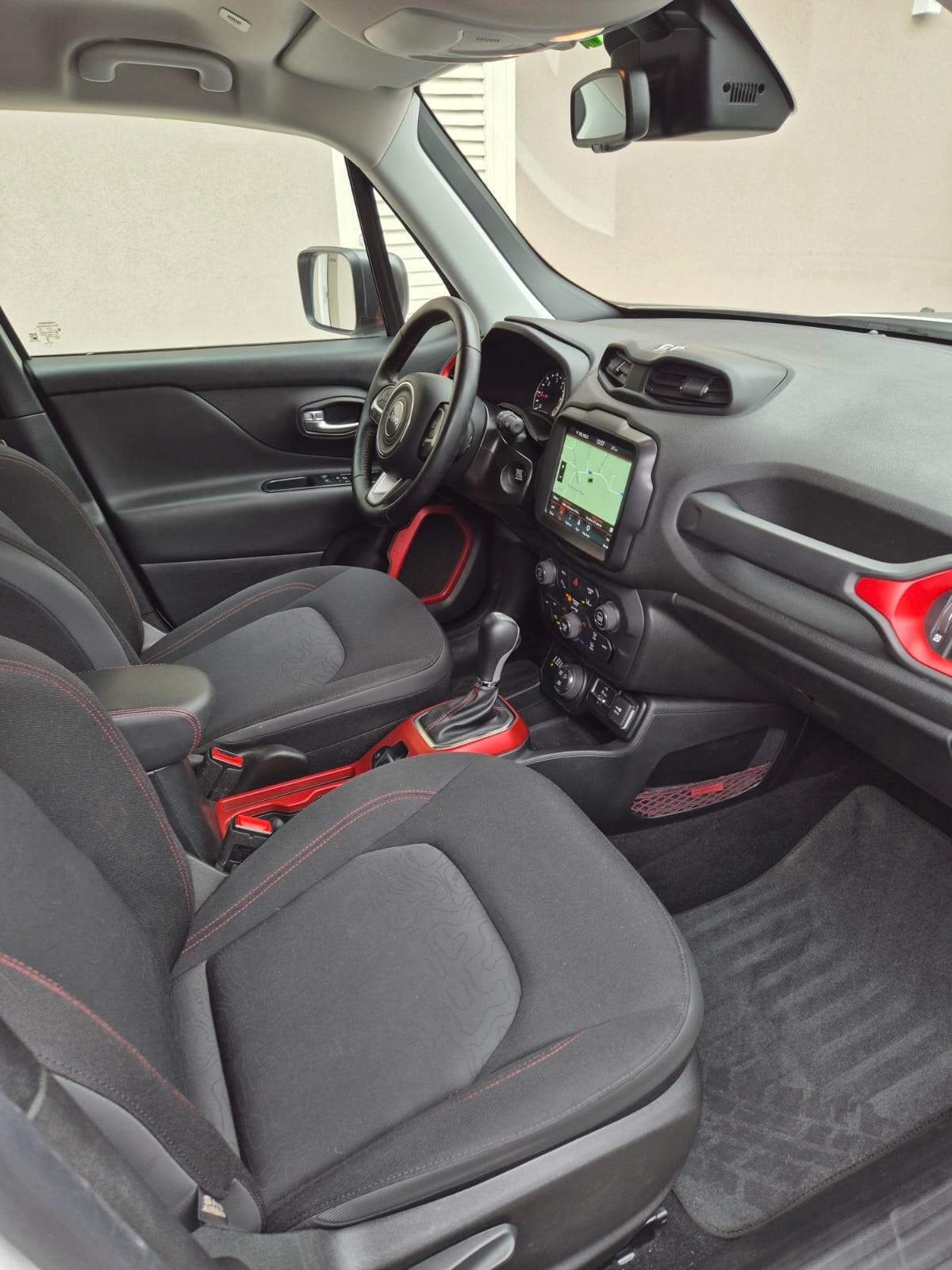 Jeep Renegade 2.0 Mjt 170CV 4WD Active Drive Low Trailhawk