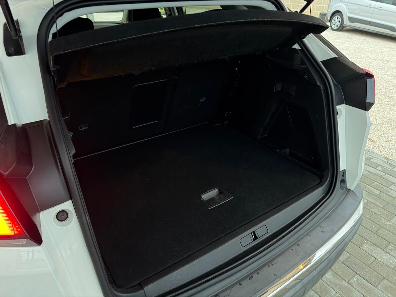 Peugeot 3008 BlueHDi 1.5 130 Cv EAT8