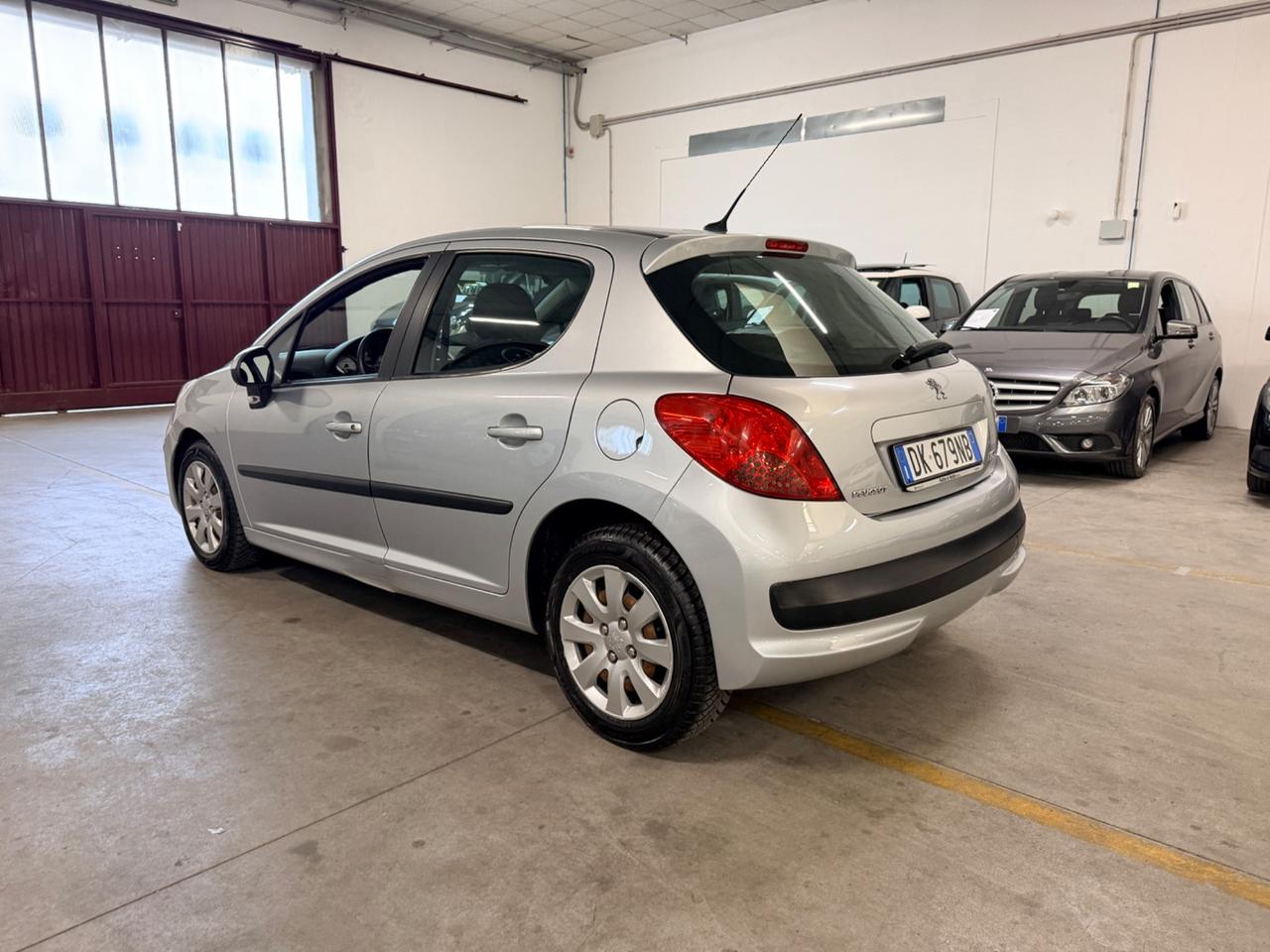 Peugeot 207 1.4 VTi 95CV 5p. X Line