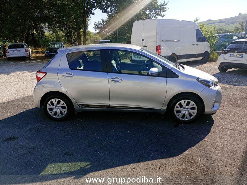 Toyota Yaris III 2017 5p Benzina 5p 1.5 Active my18