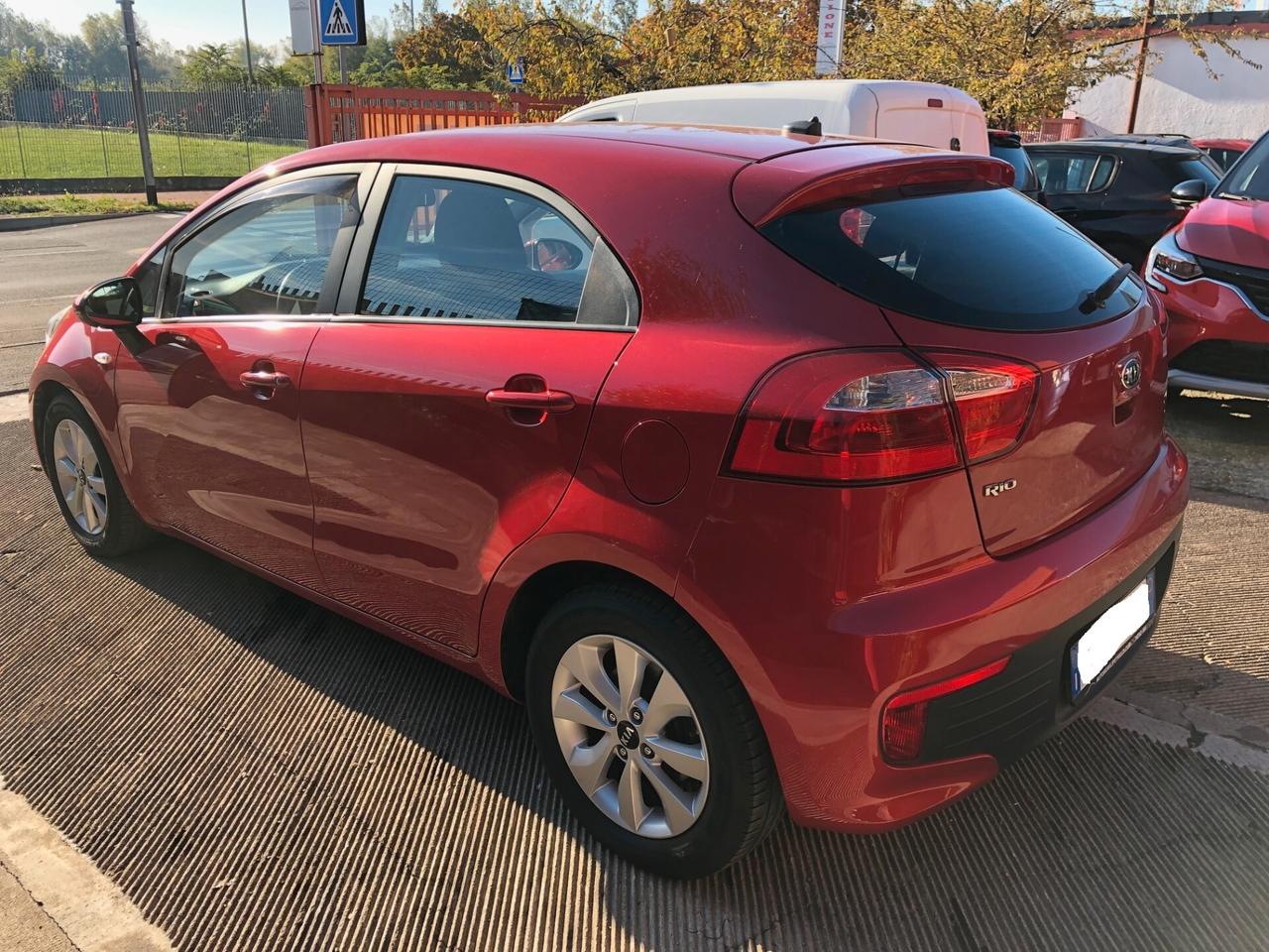 Kia Rio 1.2 CVVT 5p. Cool
