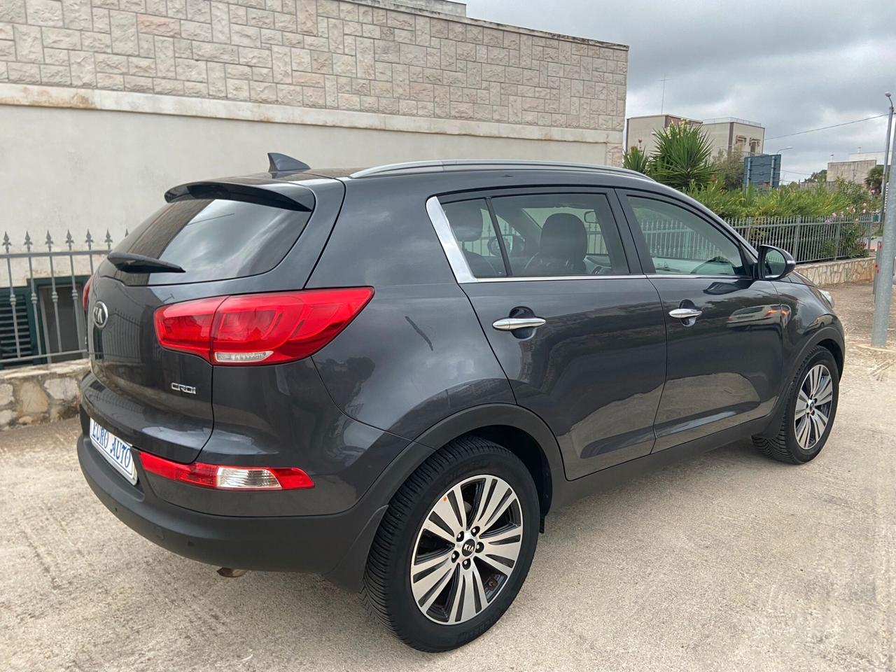 Kia Sportage 1.7 CRDI VGT 2WD high tech