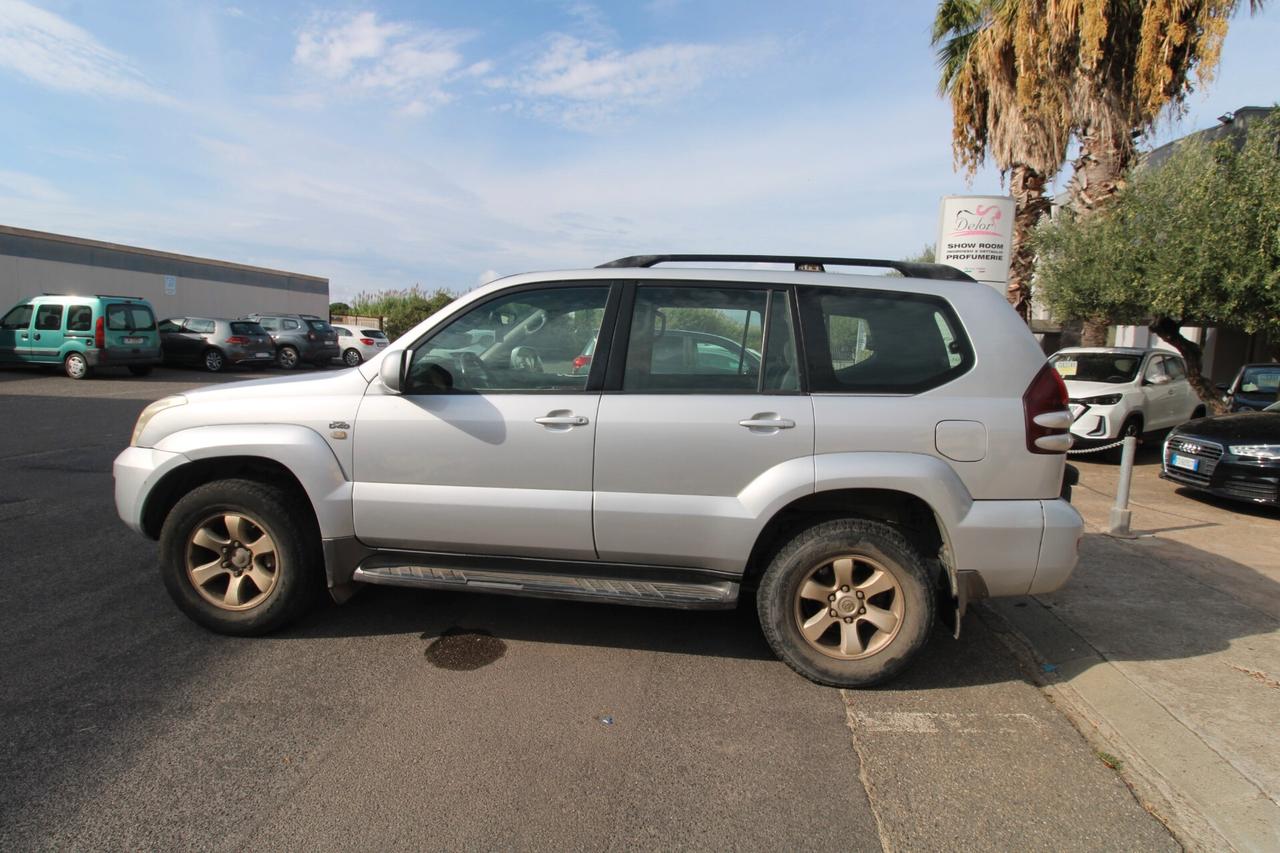 Toyota Land Cruiser 3.0 D-4D 16V cat 5 porte Sol