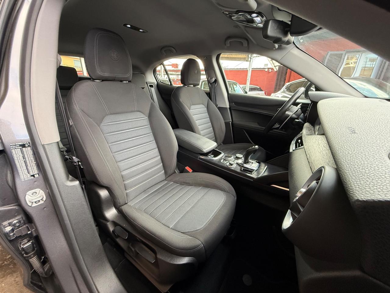 Stelvio 2.2 190 CV Q4 Veloce-unipro-rate-permute