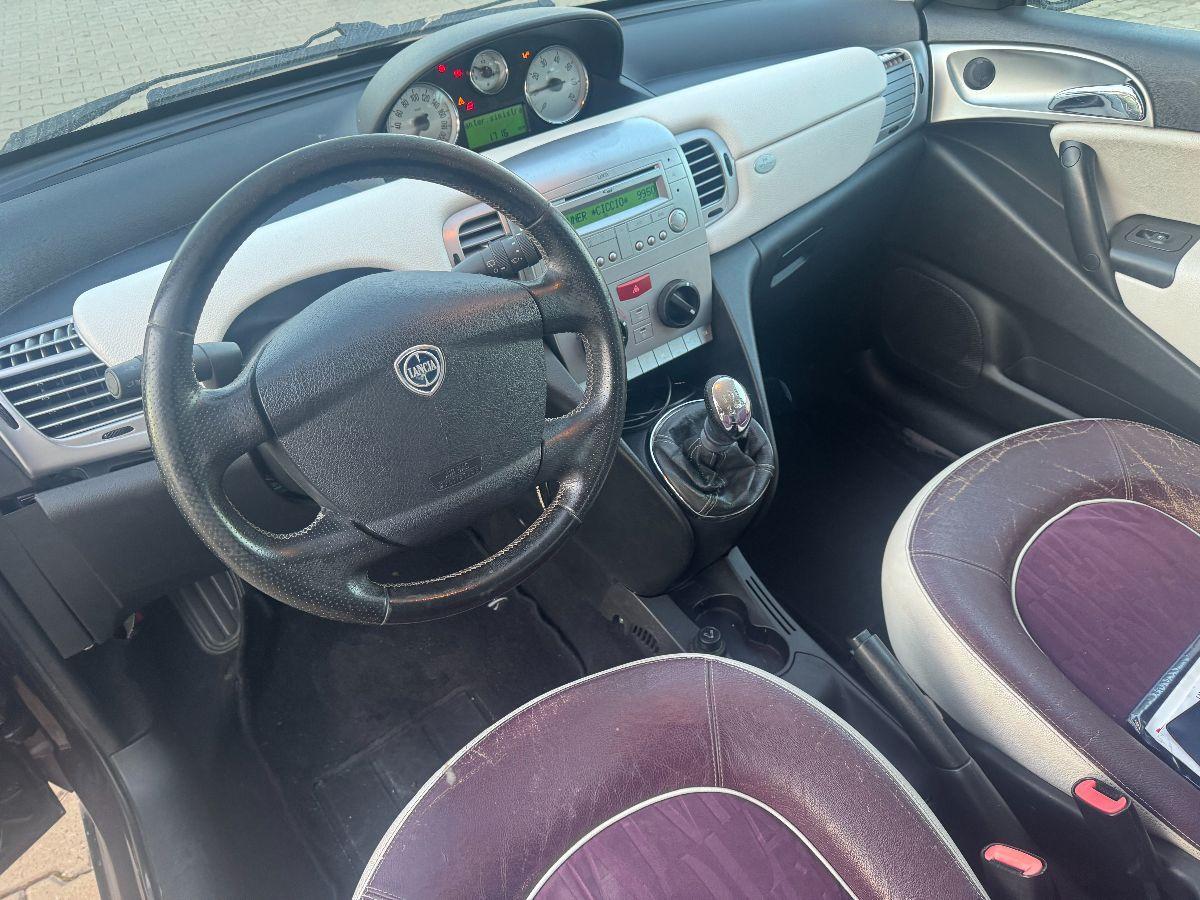 LANCIA Ypsilon 1.2 Platino 8V