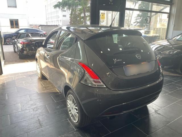 Lancia Ypsilon Ypsilon 0.9 85cv benzina Automatico Bluetooth