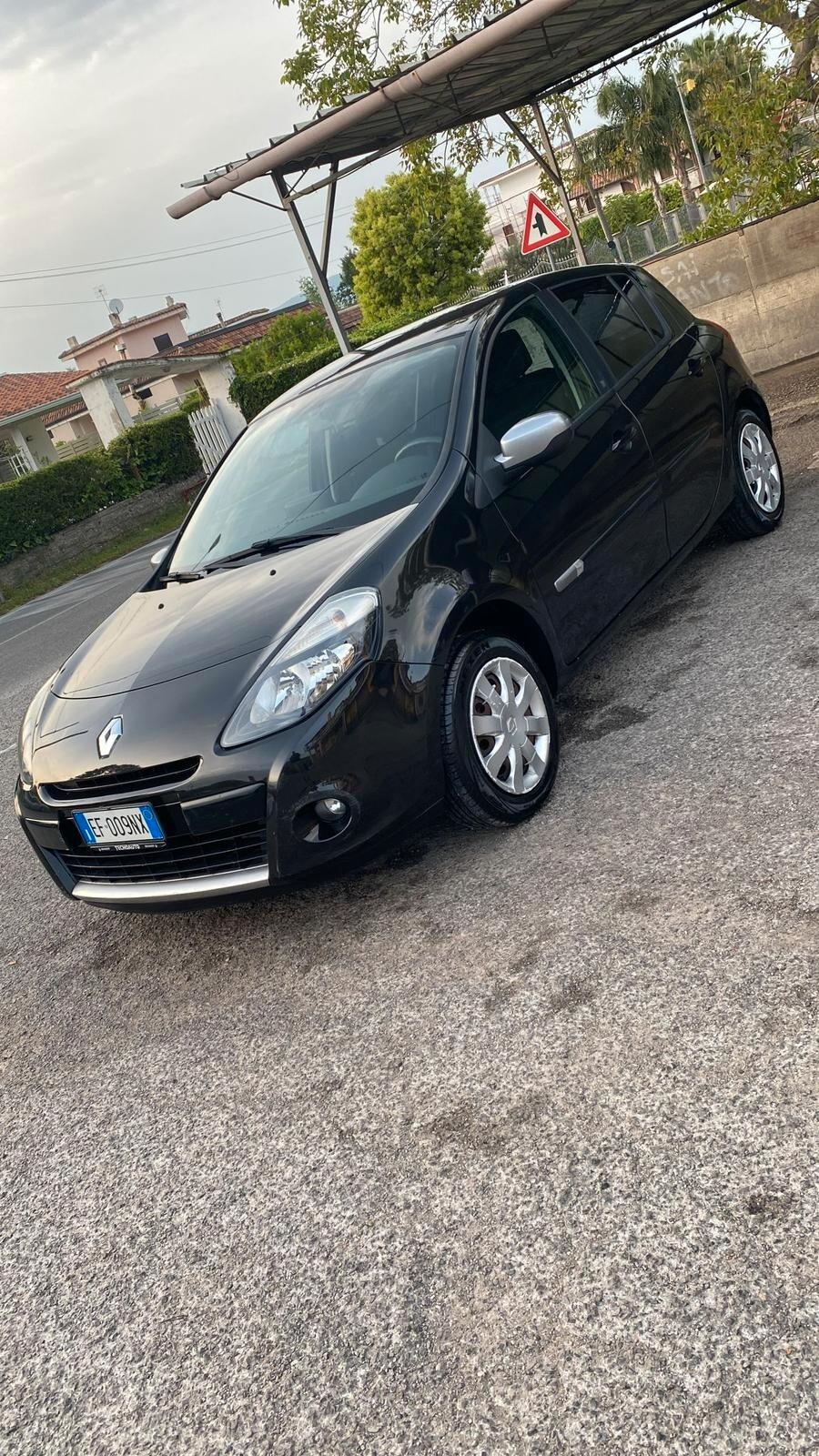 Renault Clio 1.2 16V 5 porte GPL per NEOPATENTATI