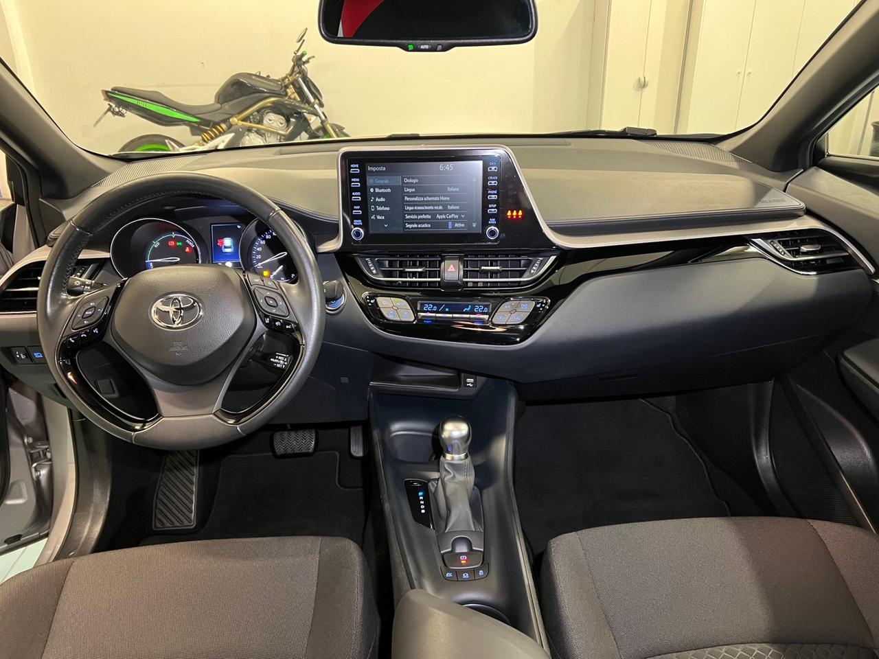 Toyota C-HR 1.8 Hybrid E-CVT Business