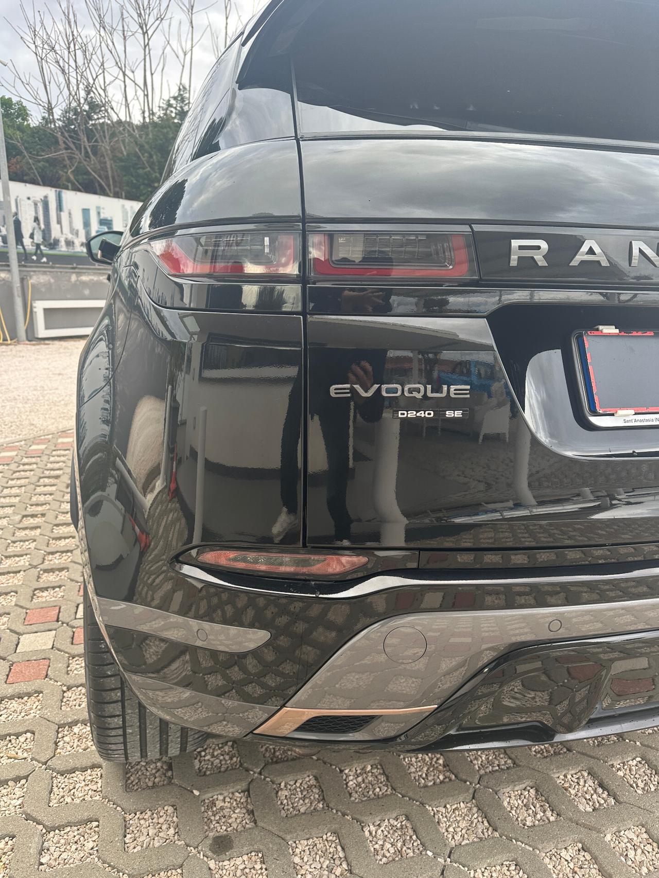 Land Rover Range Evoque 2.0D I4 240 CV AWD Auto R-Dynamic SE