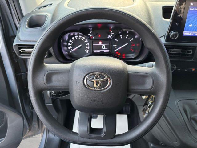 TOYOTA Proace City Verso 1.5D 100 CV S&S L1 Lounge GANCIO TRAINO