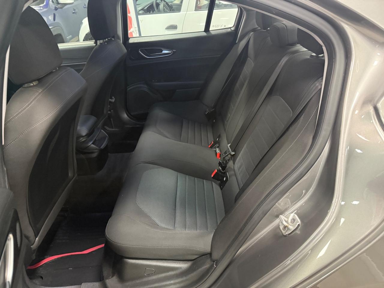 Alfa Romeo Giulia 2.2 Turbodiesel 150 CV AT8 Business