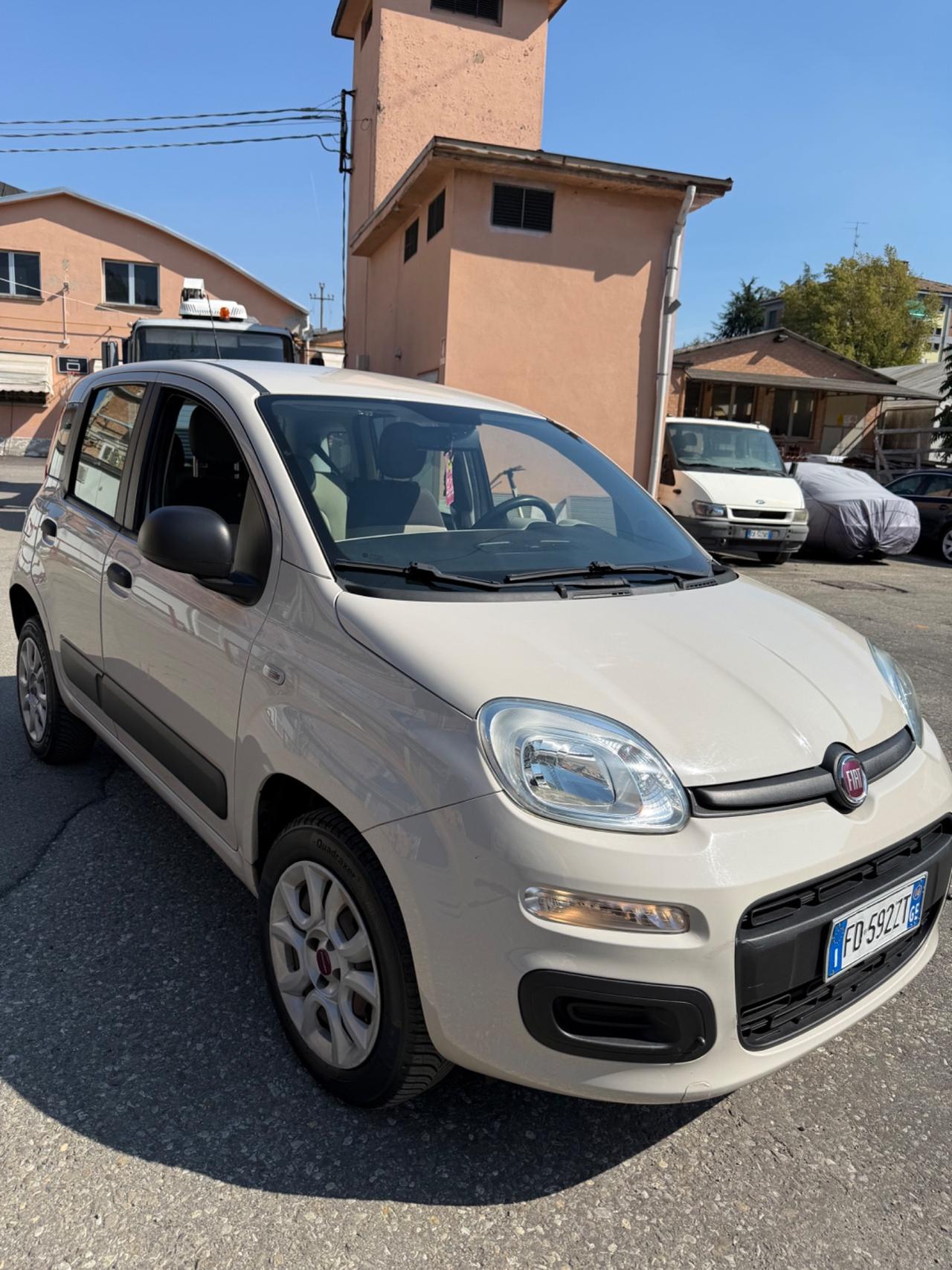Fiat Panda 0.9 TwinAir Turbo Natural Power Lounge