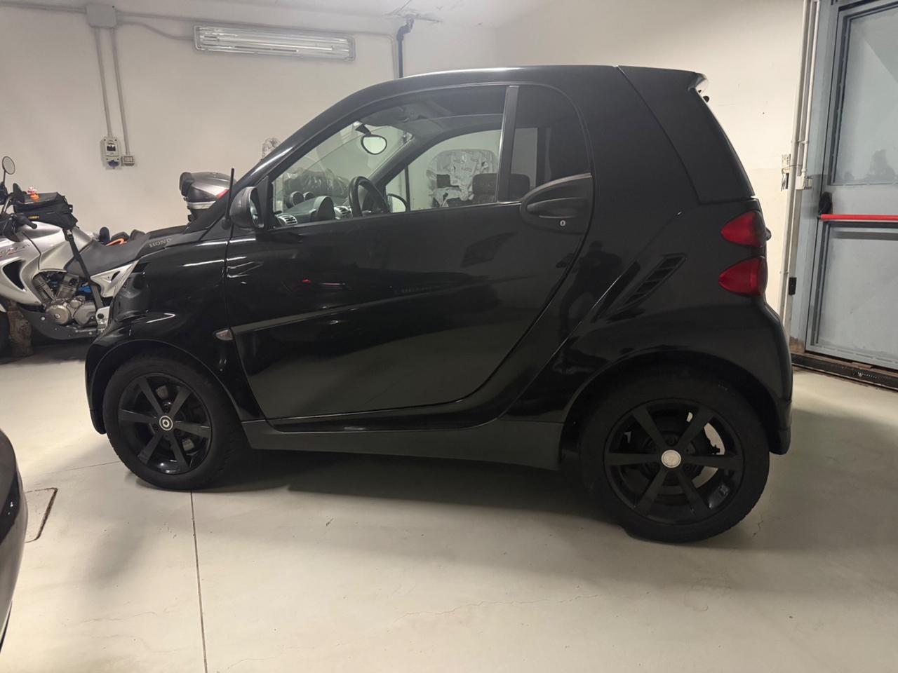 Smart ForTwo 1000 62 kW coupé pulse