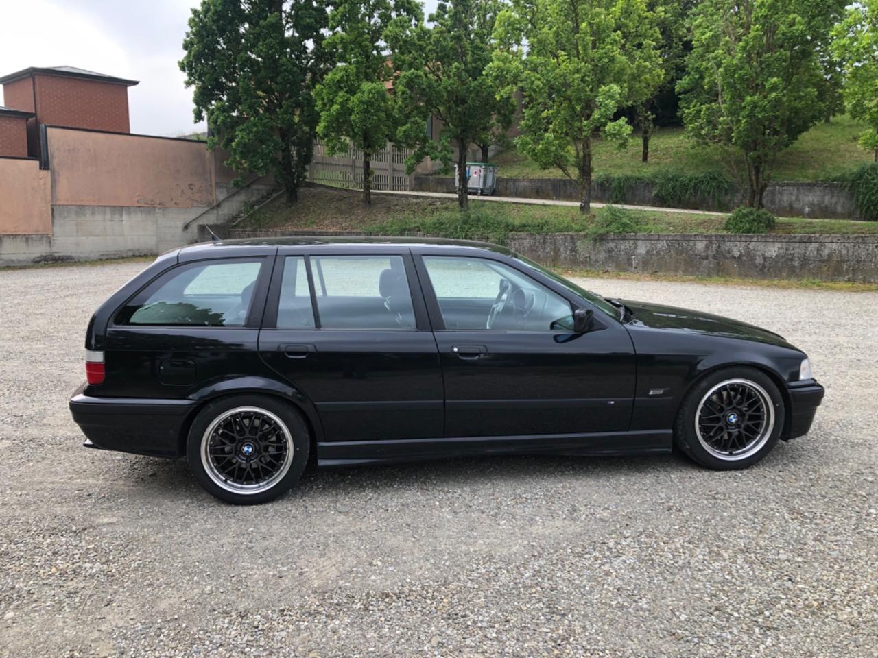 BMW 318 touring 16v IS