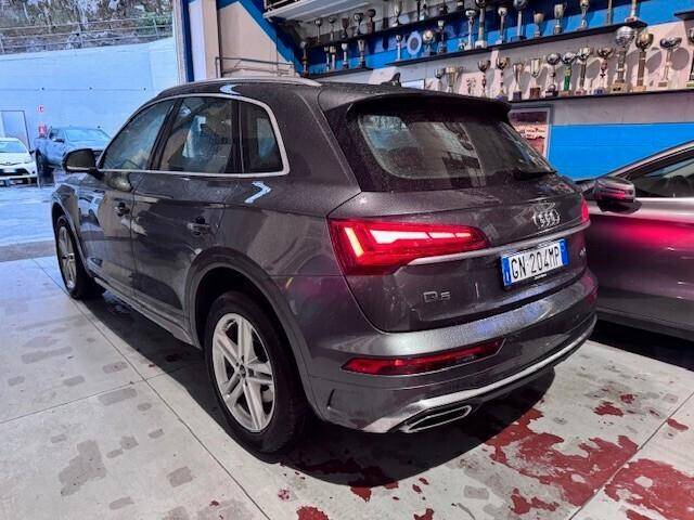 Audi Q5 40 2.0 tdi MHEV S line Quattro S-tronic