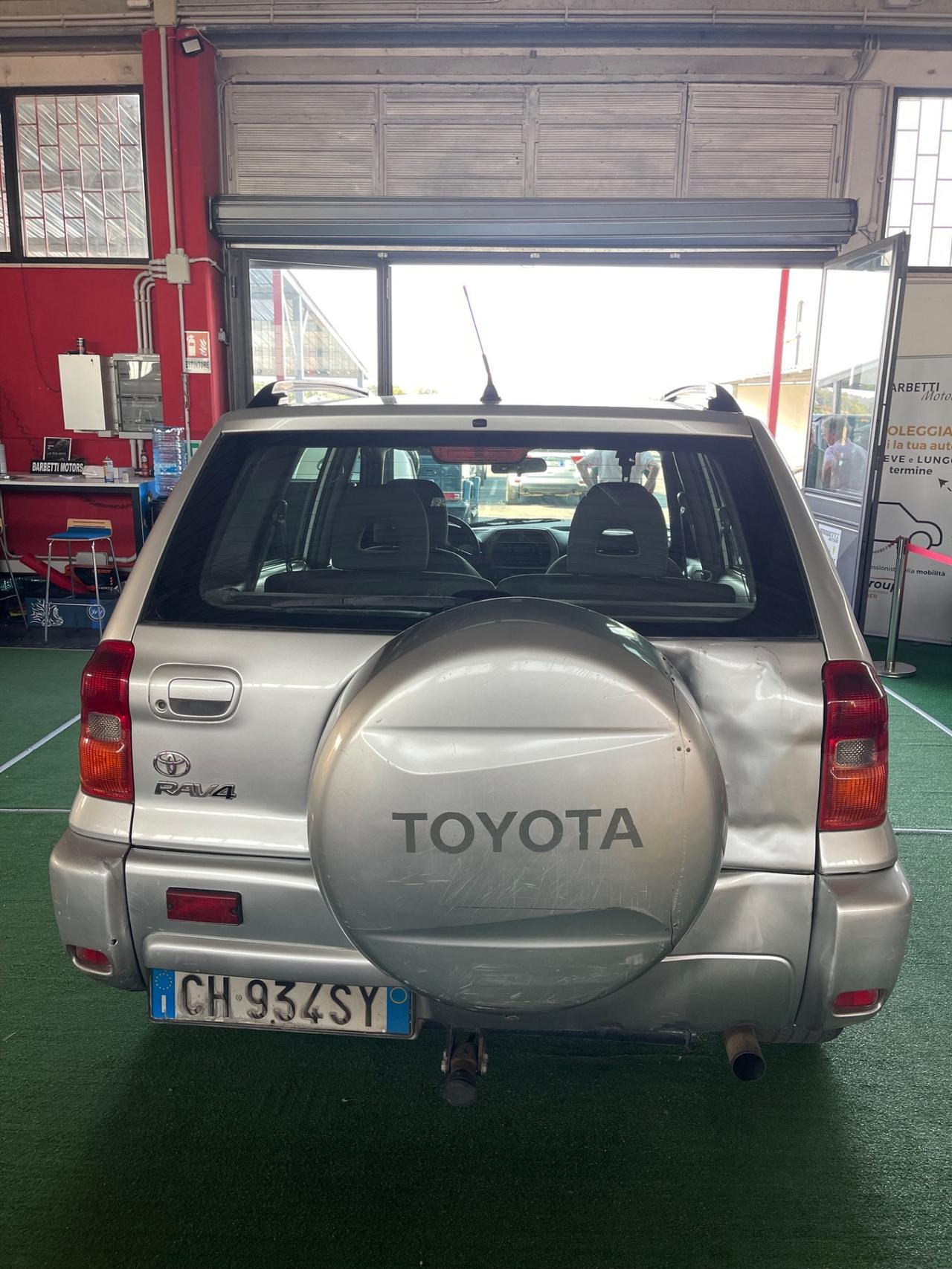 Toyota RAV4 2.0 Tdi D-4D Gancio PERMUTE RATE