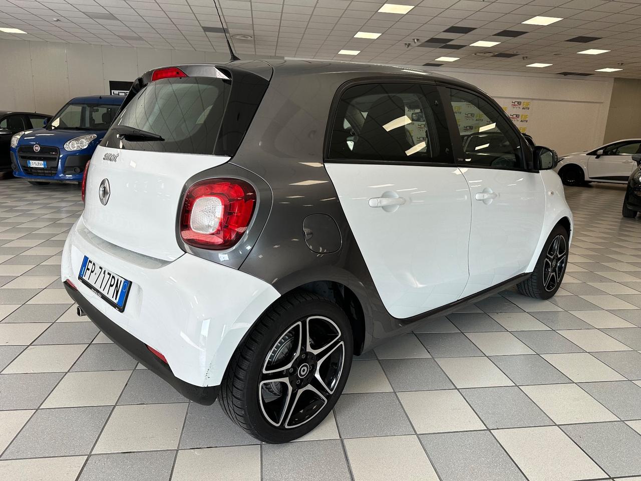 Smart ForFour 70 1.0 twinamic Brabus Style