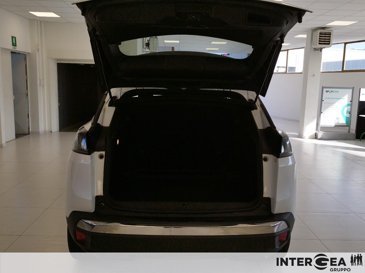 PEUGEOT 3008 1.2 puretech t Allure Pack s&s 130cv