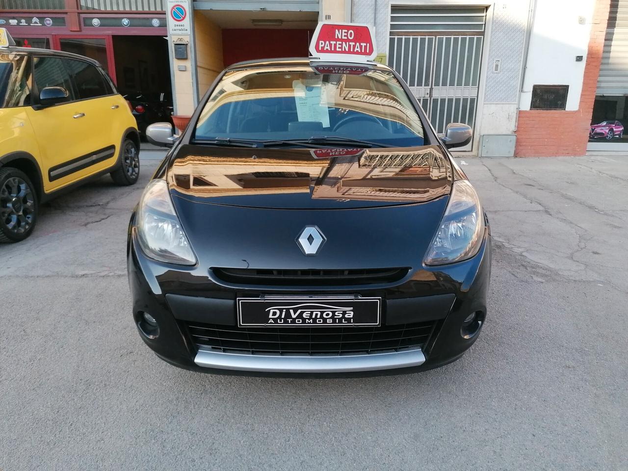 Renault Clio 1.2 Benzina PARI AL NUOVO