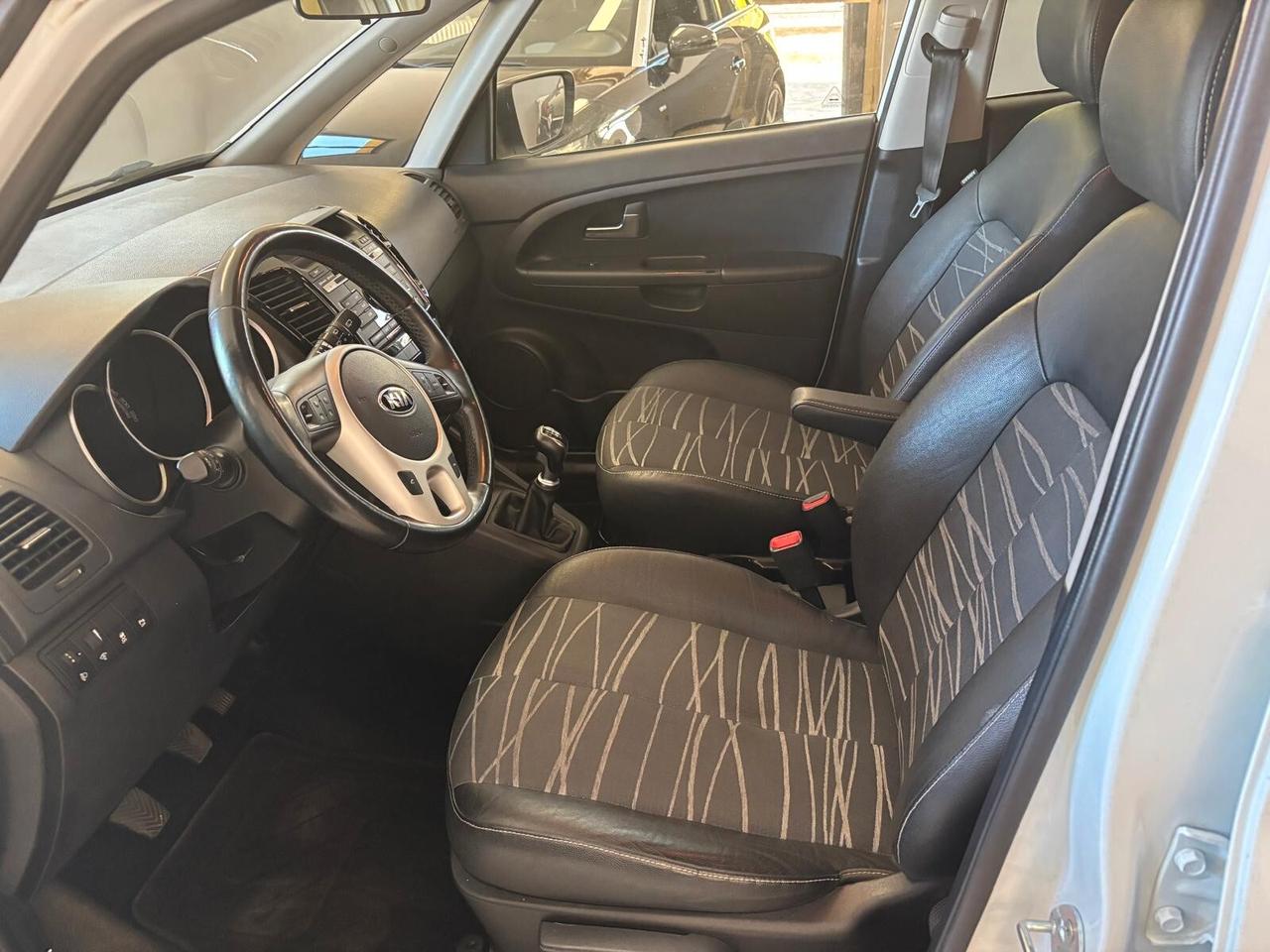 KIA VENGA ANNO 2017 BZ 1.4 ADATTA NEOPATENTATI KM 97 MILA